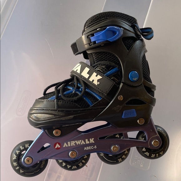 Airwalk Kids Inline Skates - Black and Blue roller blade. - Picture 3 of 9